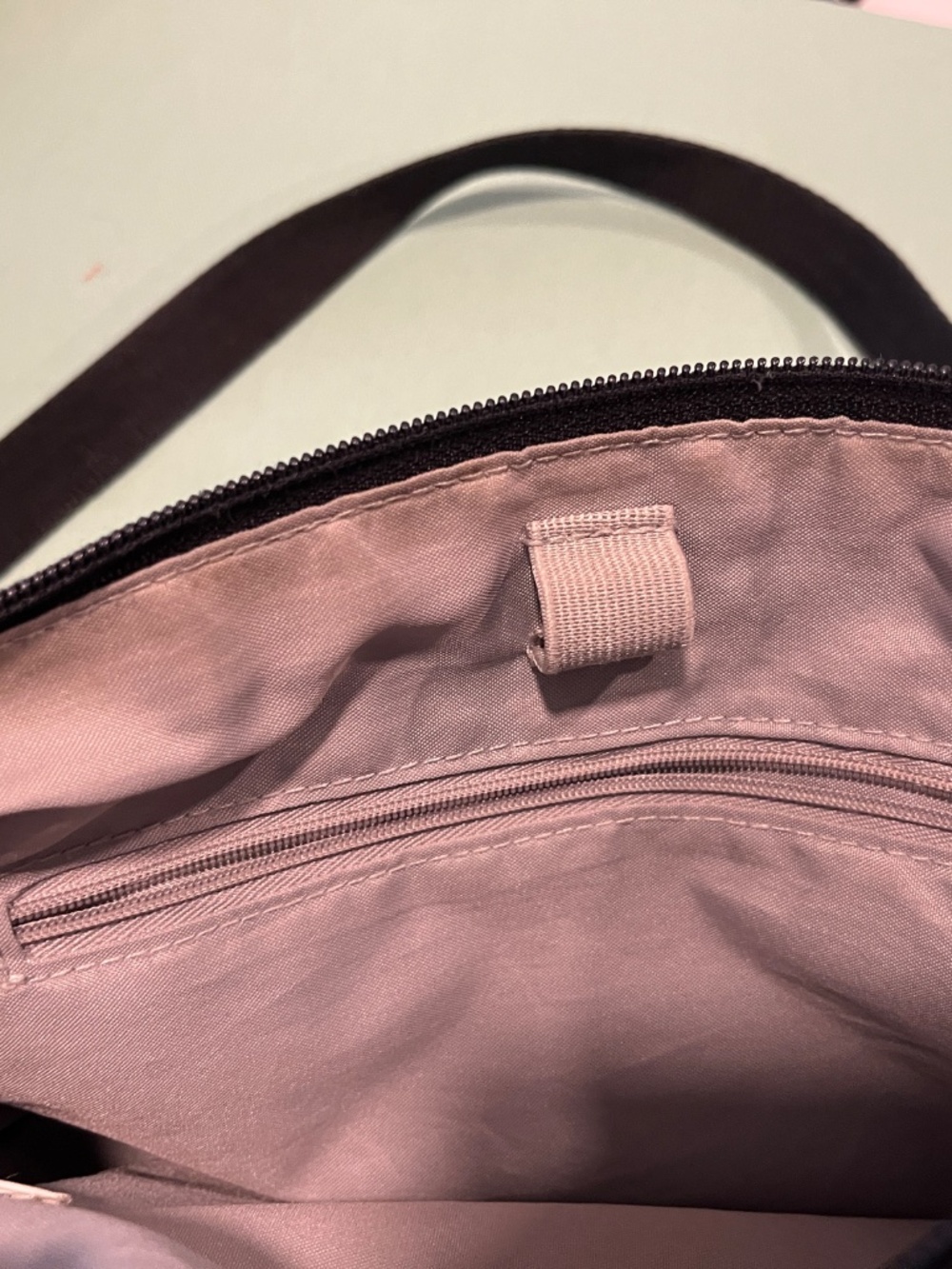 Baggallini Crossbody Purse - Picture 4 of 5